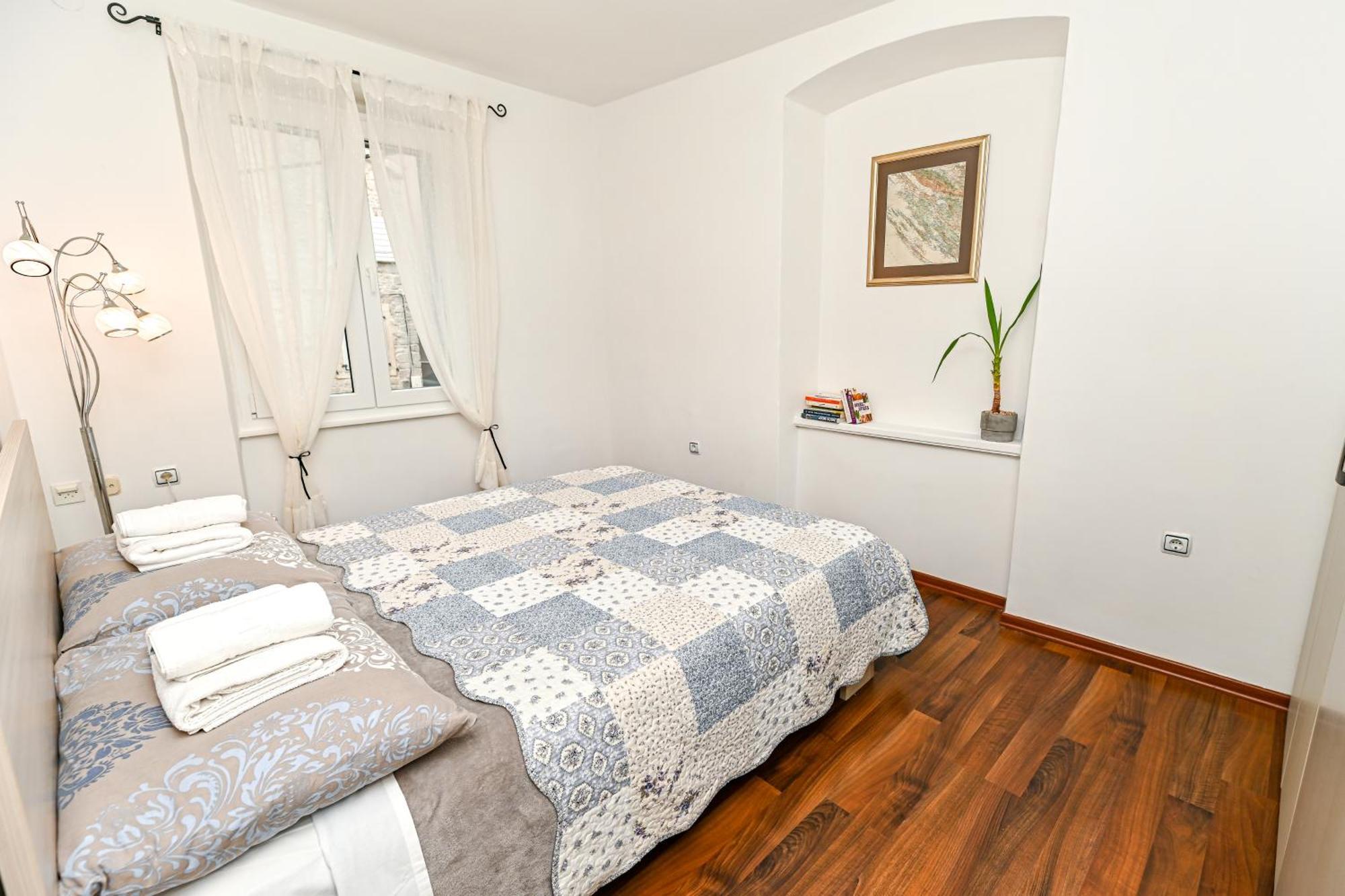 Apartment Aldora 扎达尔 外观 照片