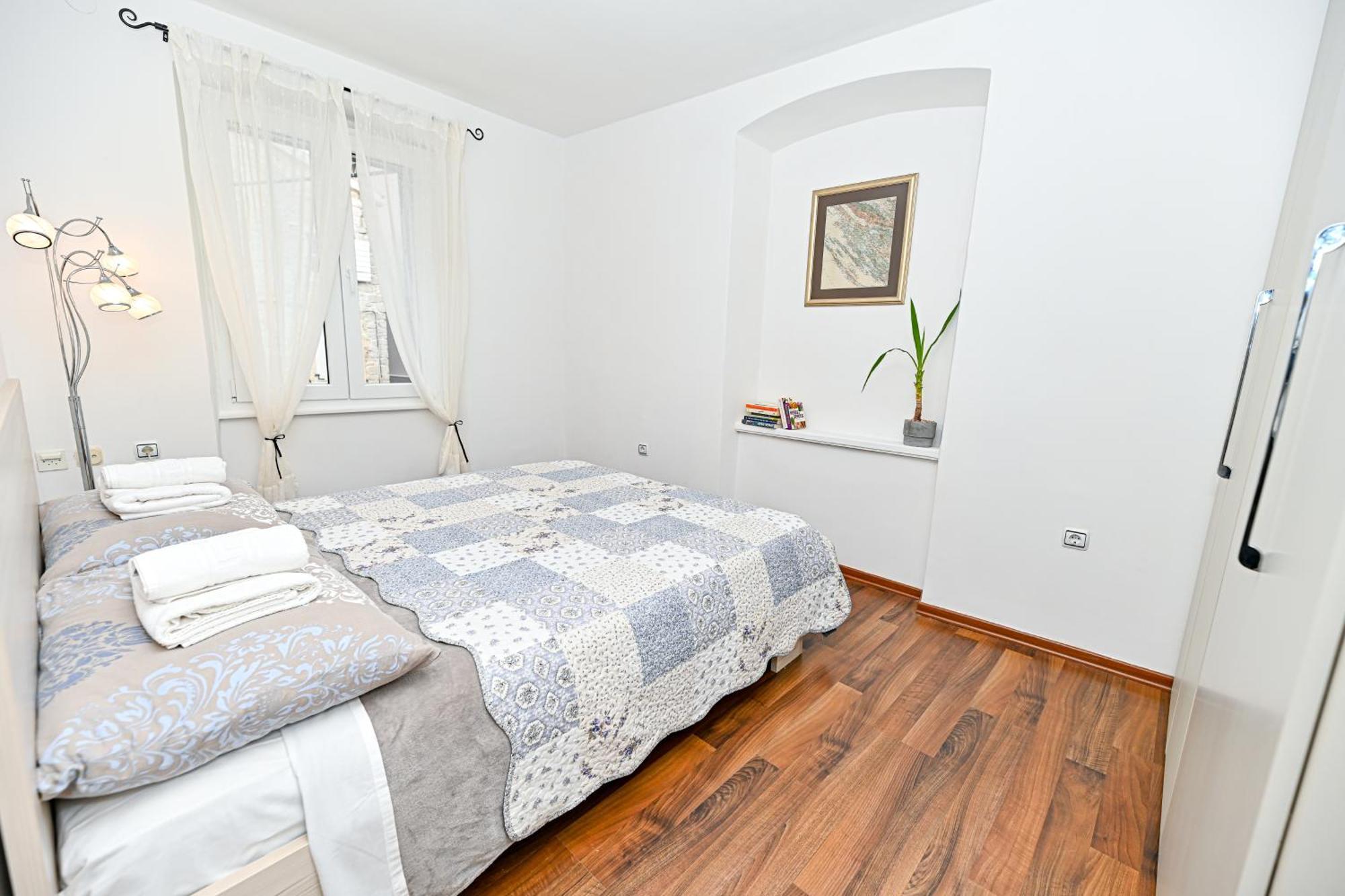 Apartment Aldora 扎达尔 外观 照片