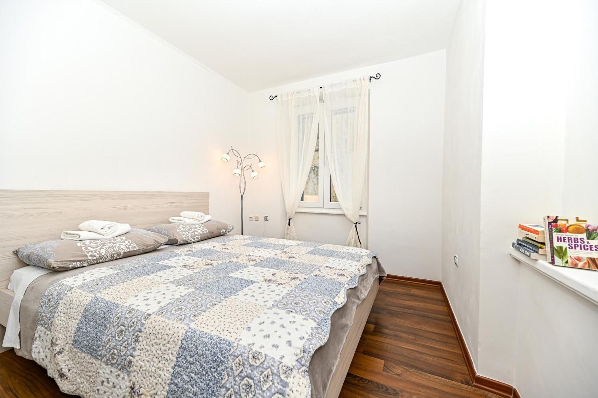 Apartment Aldora 扎达尔 外观 照片