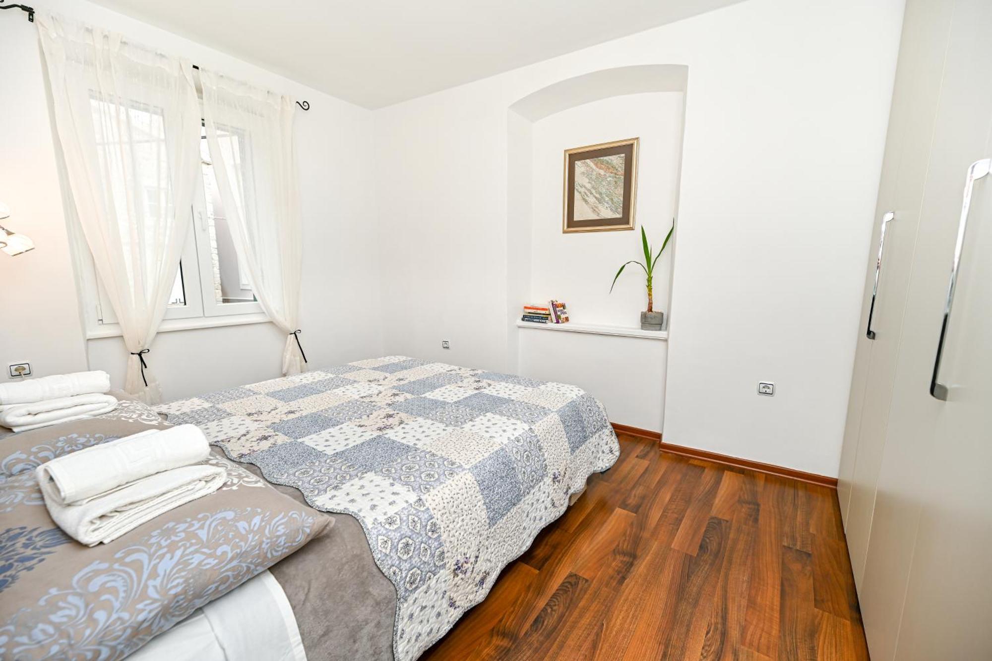 Apartment Aldora 扎达尔 外观 照片