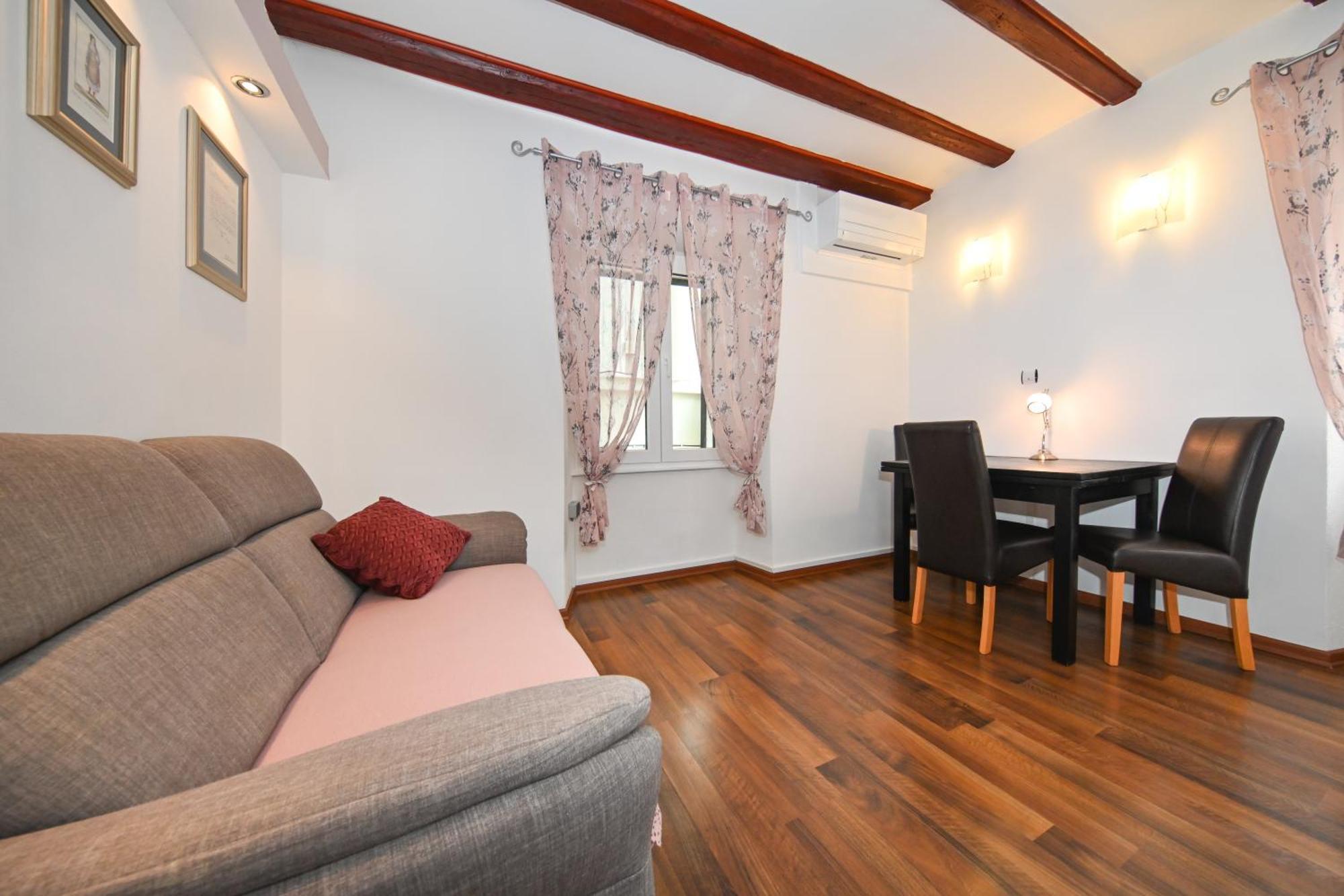 Apartment Aldora 扎达尔 外观 照片